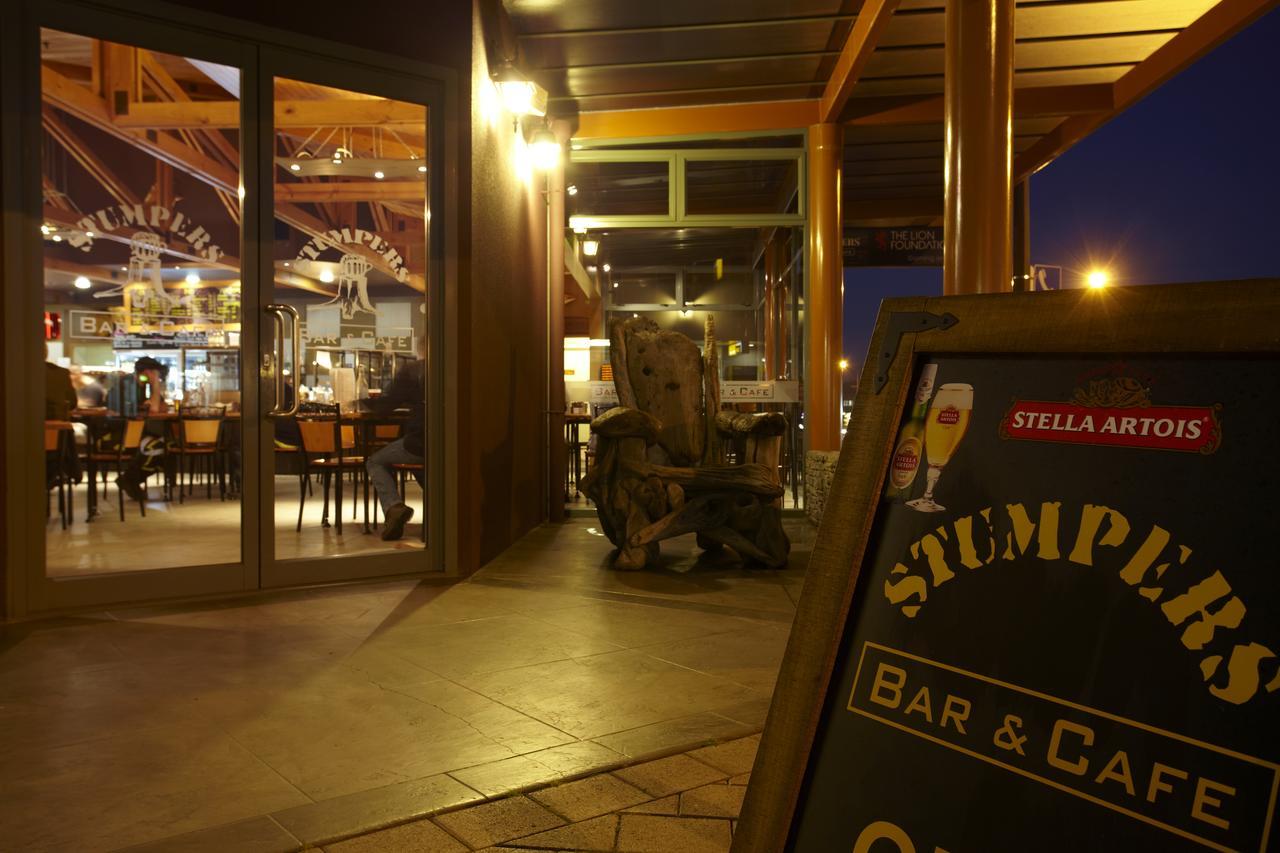Stumpers Hotel Hokitika Kültér fotó