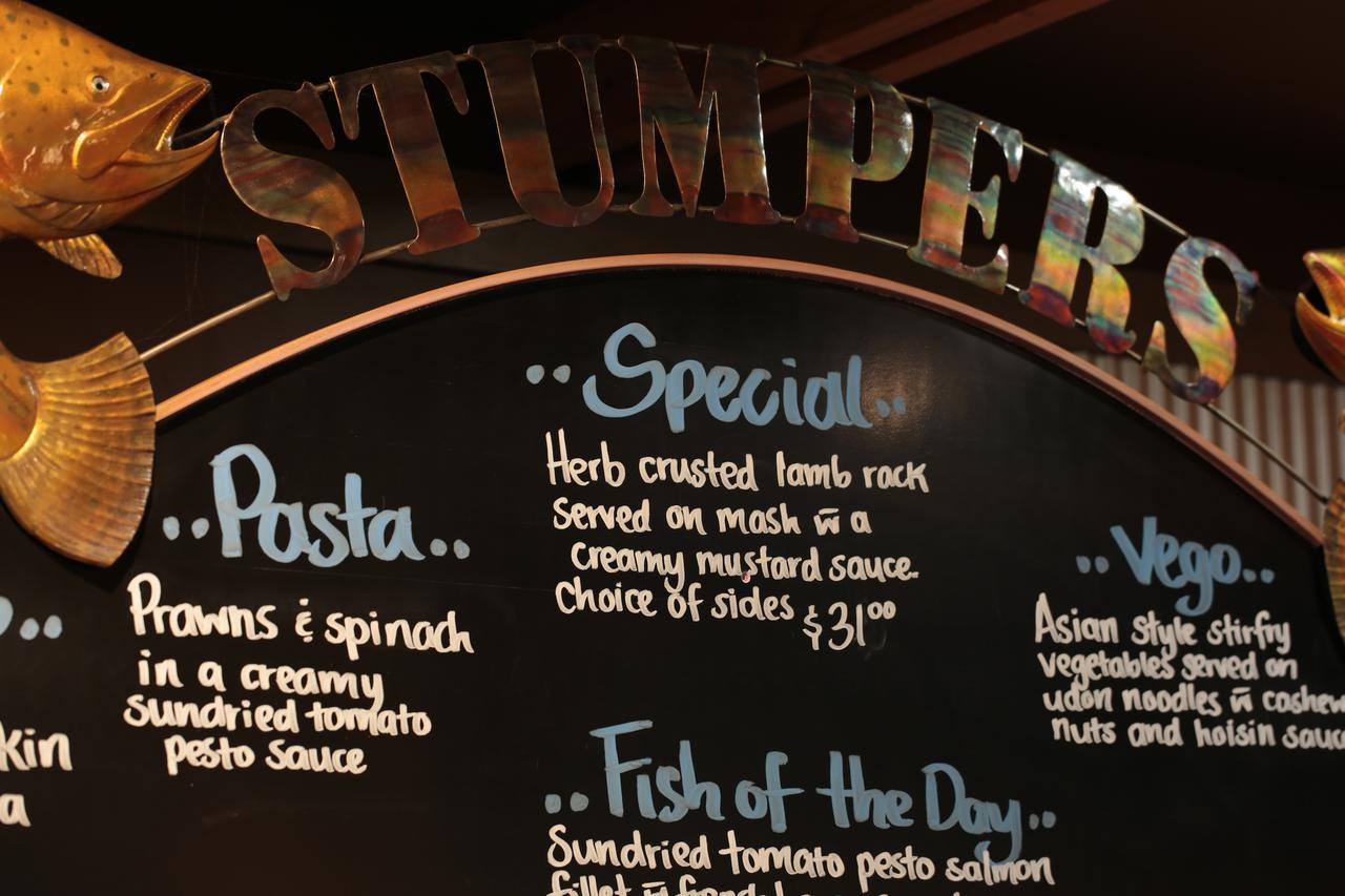 Stumpers Hotel Hokitika Kültér fotó