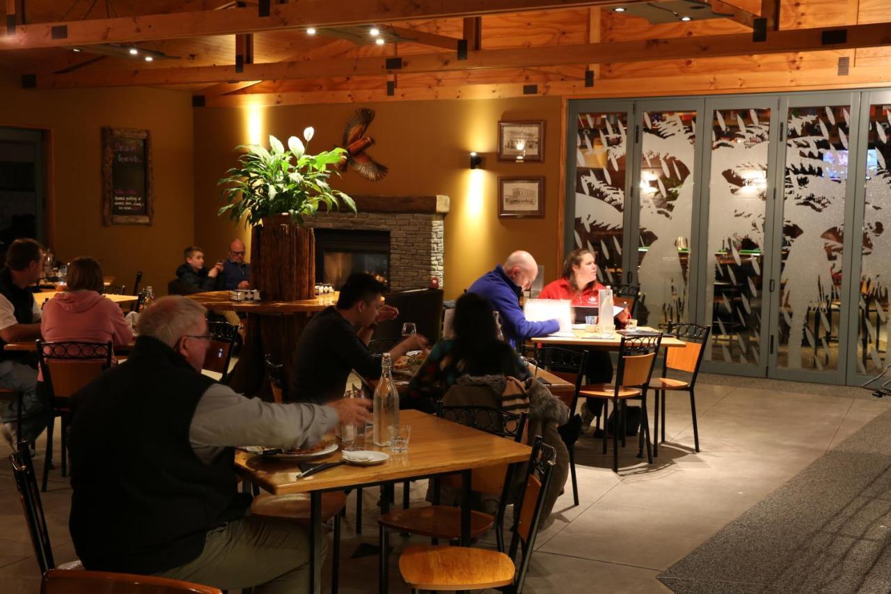 Stumpers Hotel Hokitika Szoba fotó
